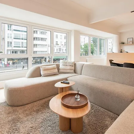 Apartment Deluxe 3 Bedrooms With Casino View And Free Parking
